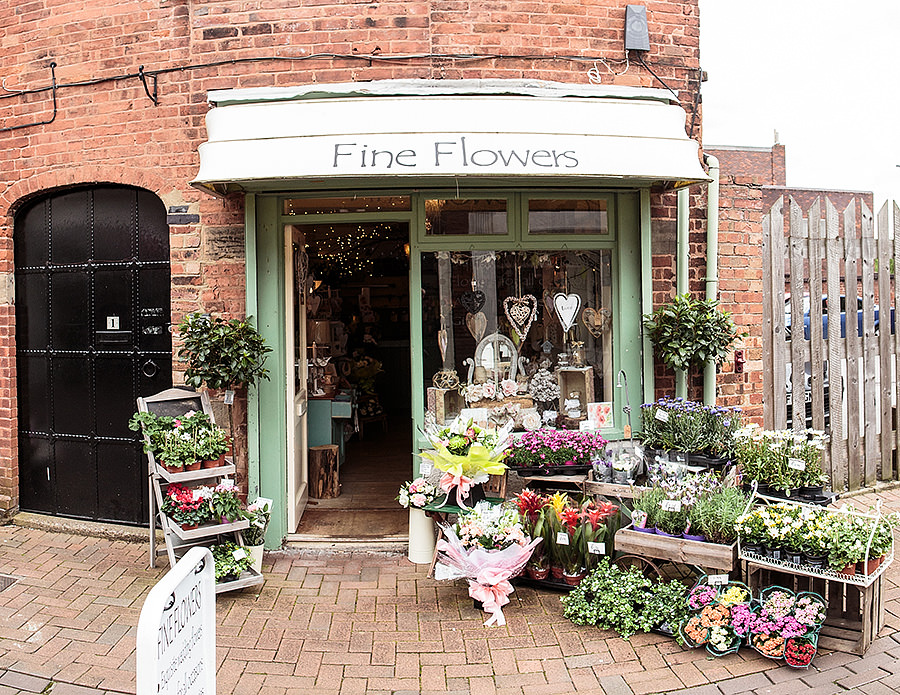 Fine Flowers Rugeley » Fine Flowers by Lynne Palfreyman