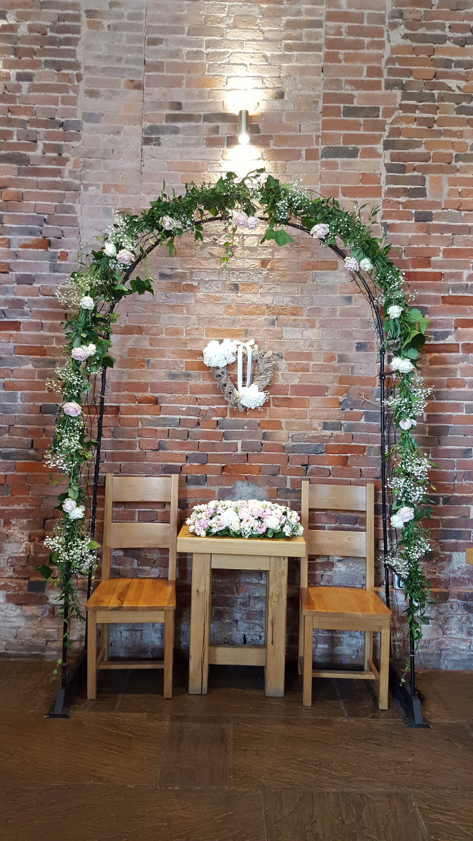 church-wedding-flowers-rugeley-florist-staffordshire-027