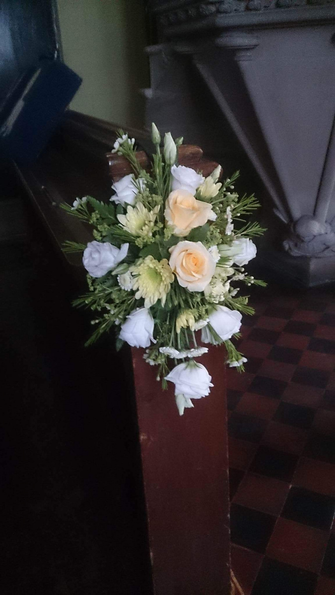 church-wedding-flowers-rugeley-florist-staffordshire-060